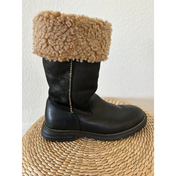 UGG Brooks Tall Black Leather Boots Genuine Sheepskin Lining Women’s Sz 8 Winter - Picture 16 of 16